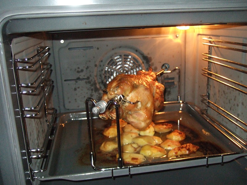 Курица Гриль на вертеле в духовке целиком пошагово с фото