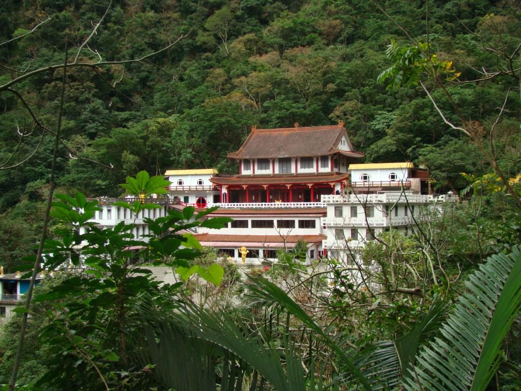 Тайвань. Буддийский монастырь.